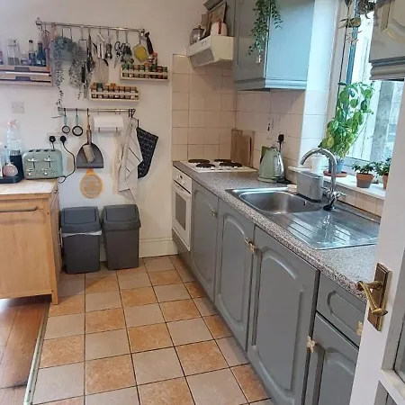 شقة Charming & Comfy 2bd In Trendy Neighbourhood